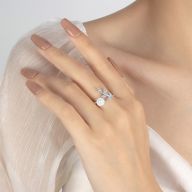 Romantic Pearl Ring for Special Moments