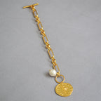 Beautiful Gold Bracelet with Unique Style