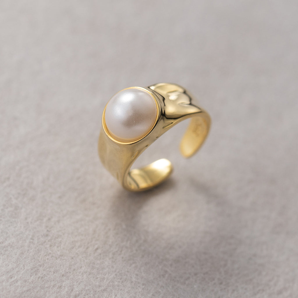 Stunning Pearl Ring for Daily Wear