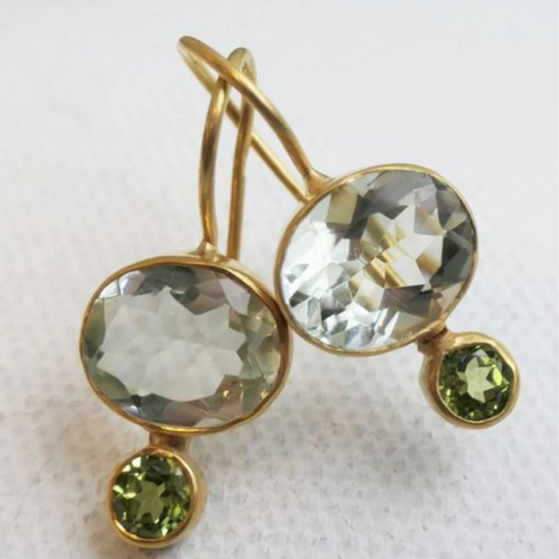Charming Earring for Any Occasion
