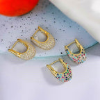 A Classic Gold Set with Timeless Appeal