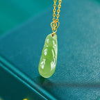 Beautiful Gold Necklace with Unique Style