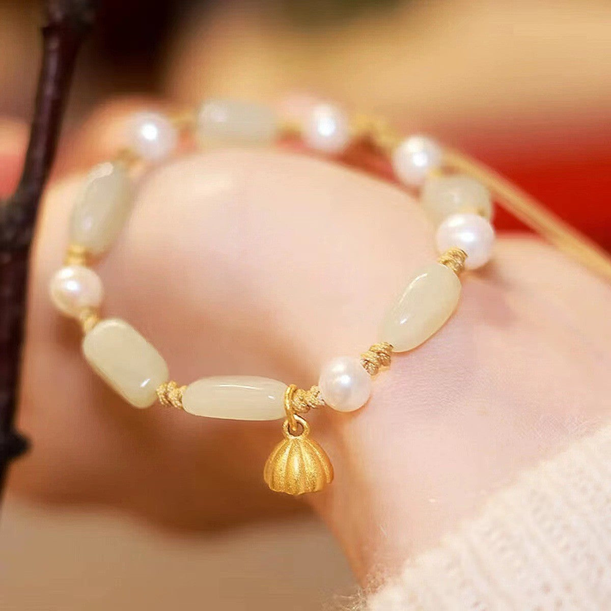 Beautiful Bracelet with Unique Style