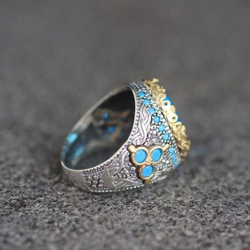 Beautiful Gold Ring with Unique Style