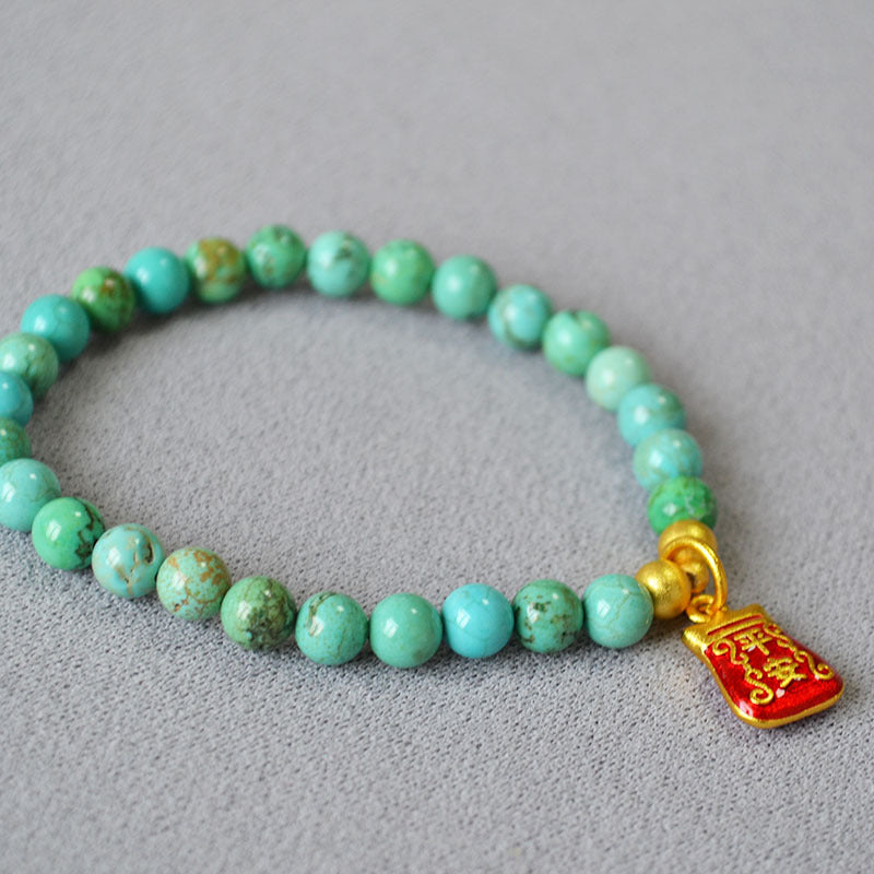 Beautiful Gold Bracelet with Unique Style