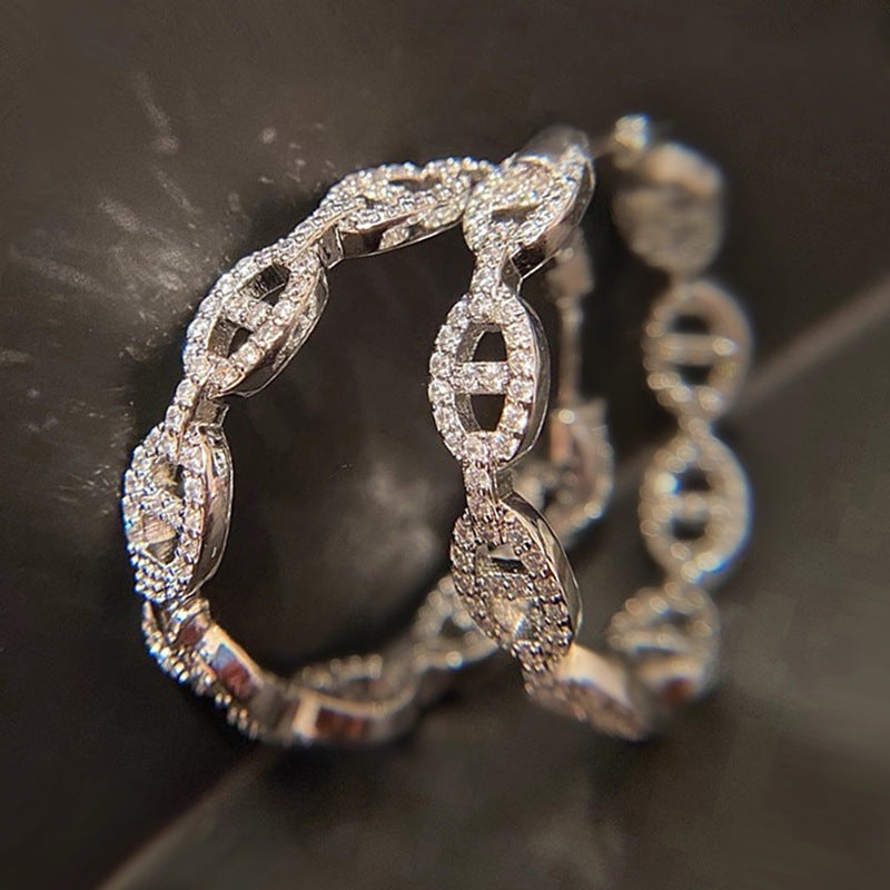 Beautiful Earring with Unique Style