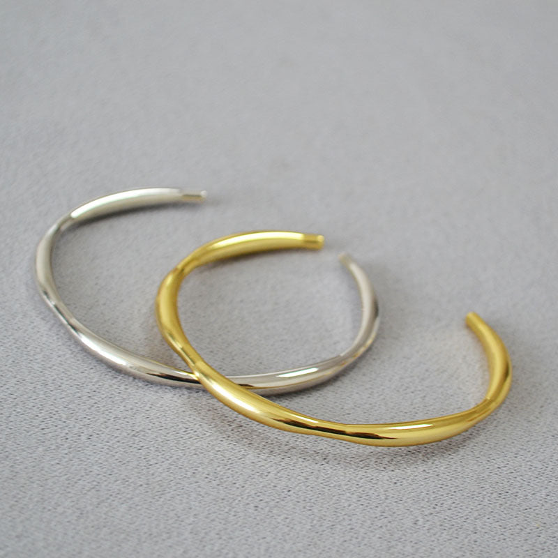 Beautiful Gold Bracelet with Unique Style