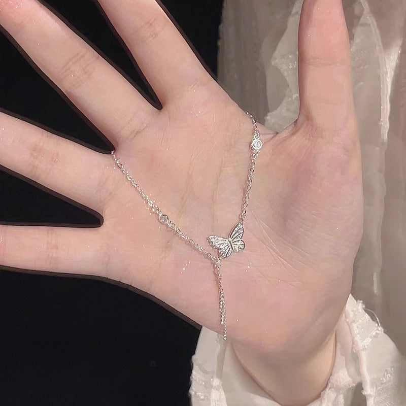 Beautiful Bracelet with Unique Style