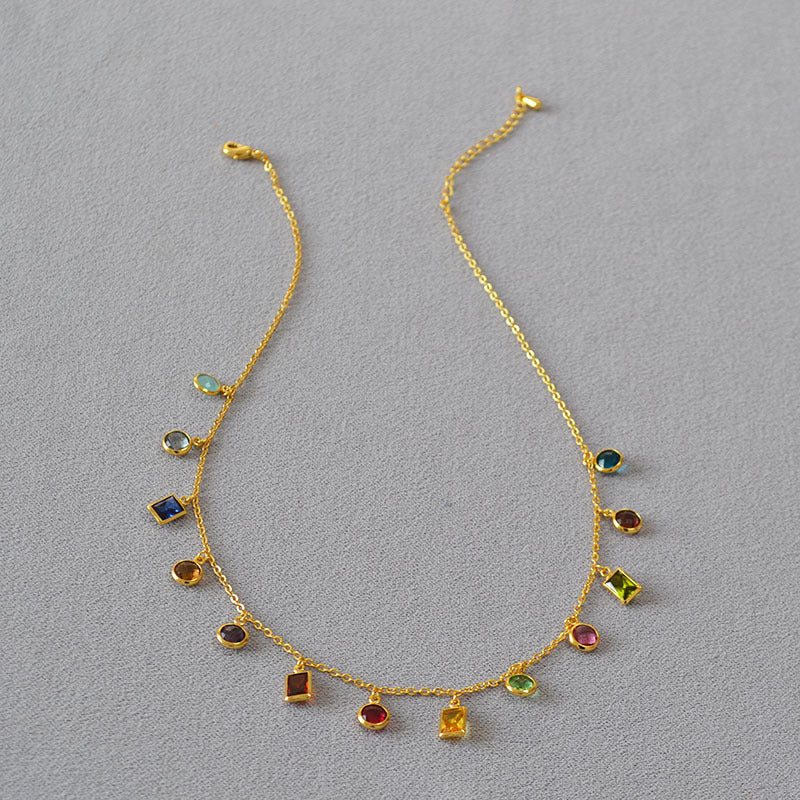 Beautiful Gold Necklace with Unique Style