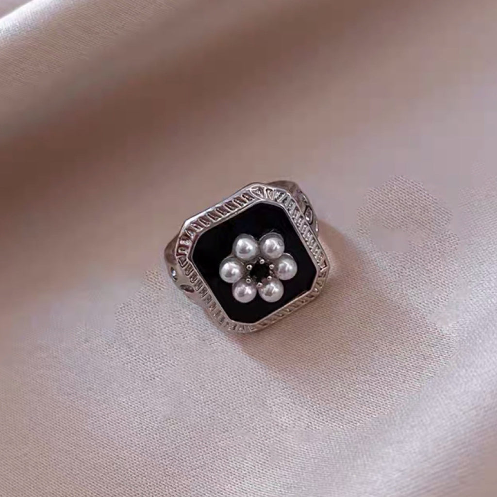 Vintage Handmade Pearl Ring