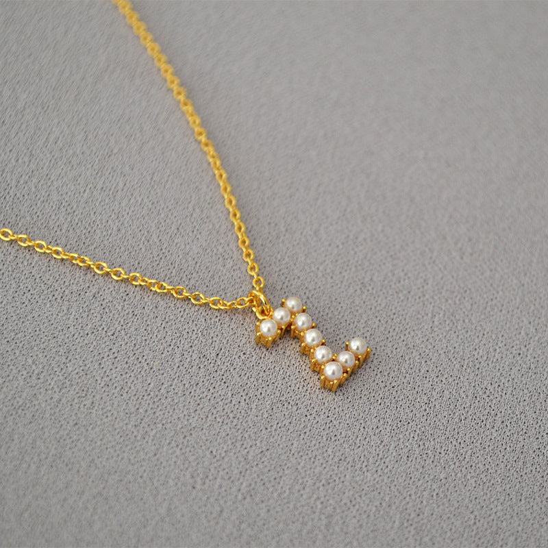 Beautiful Gold Necklace with Unique Style