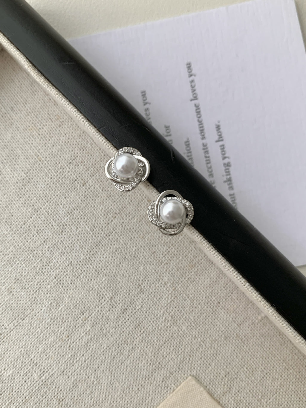 Stunning Pearl Earring for Daily Wear