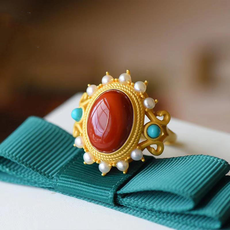 Beautiful Gold Ring with Unique Style
