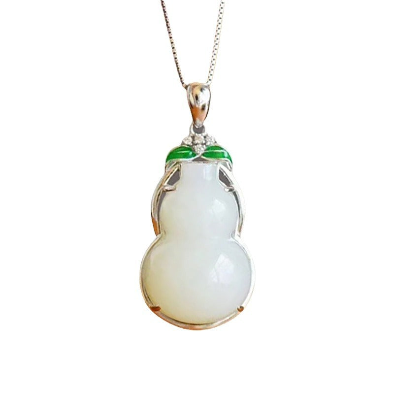 Beautiful Gold Necklace with Unique Style