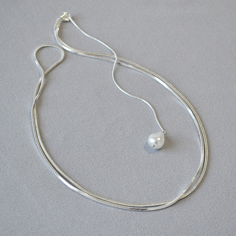 Beautiful Gold Necklace with Unique Style