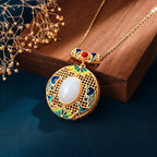 Beautiful Gold Necklace with Unique Style