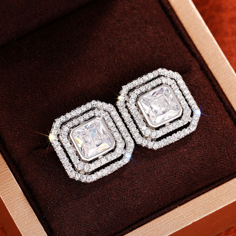 Beautiful Earring with Unique Style