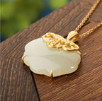 Beautiful Gold Necklace with Unique Style