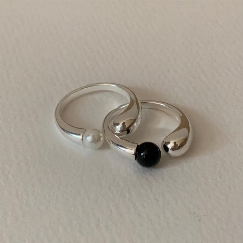 Beautiful Pearl Ring with Unique Style