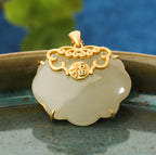 Beautiful Gold Necklace with Unique Style