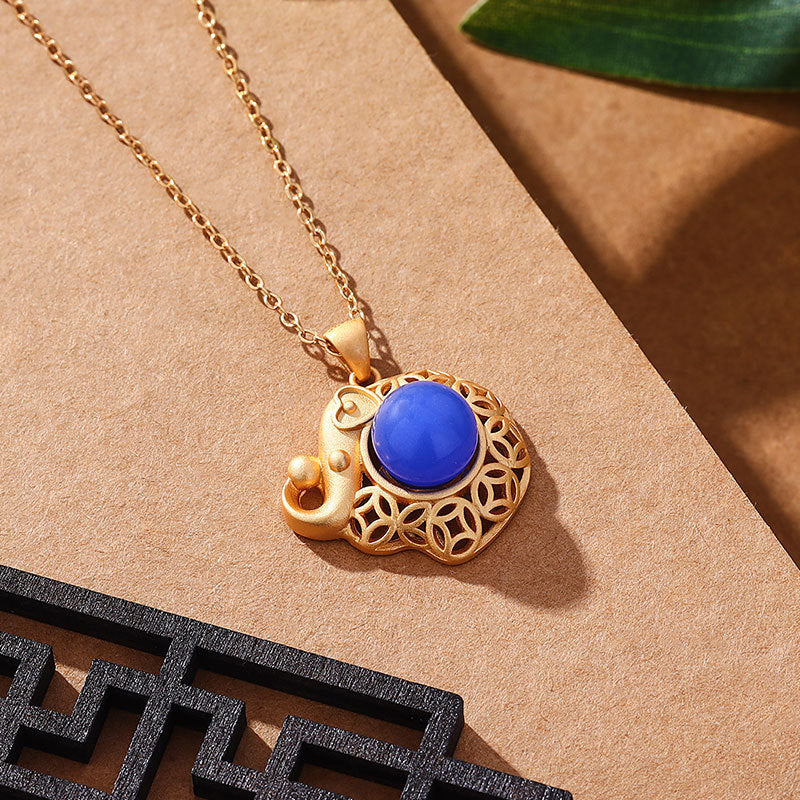 Beautiful Gold Necklace with Unique Style