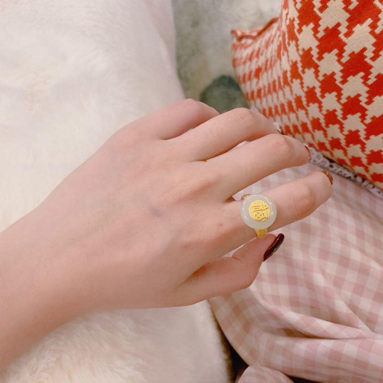 Beautiful Gold Ring with Unique Style