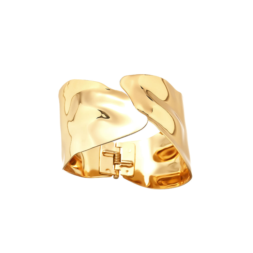 Beautiful Bracelet with Unique Style