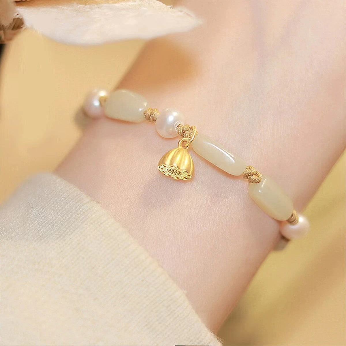 Beautiful Bracelet with Unique Style