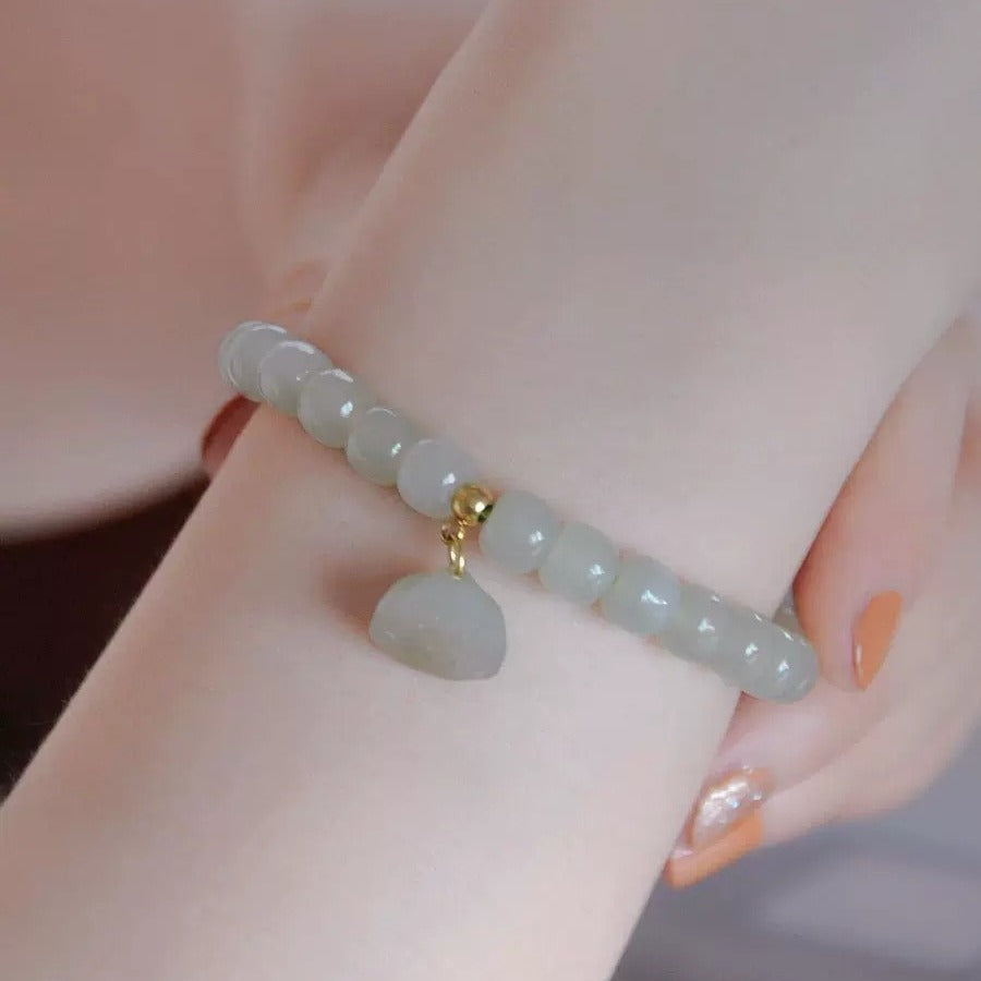 Beautiful Bracelet with Unique Style