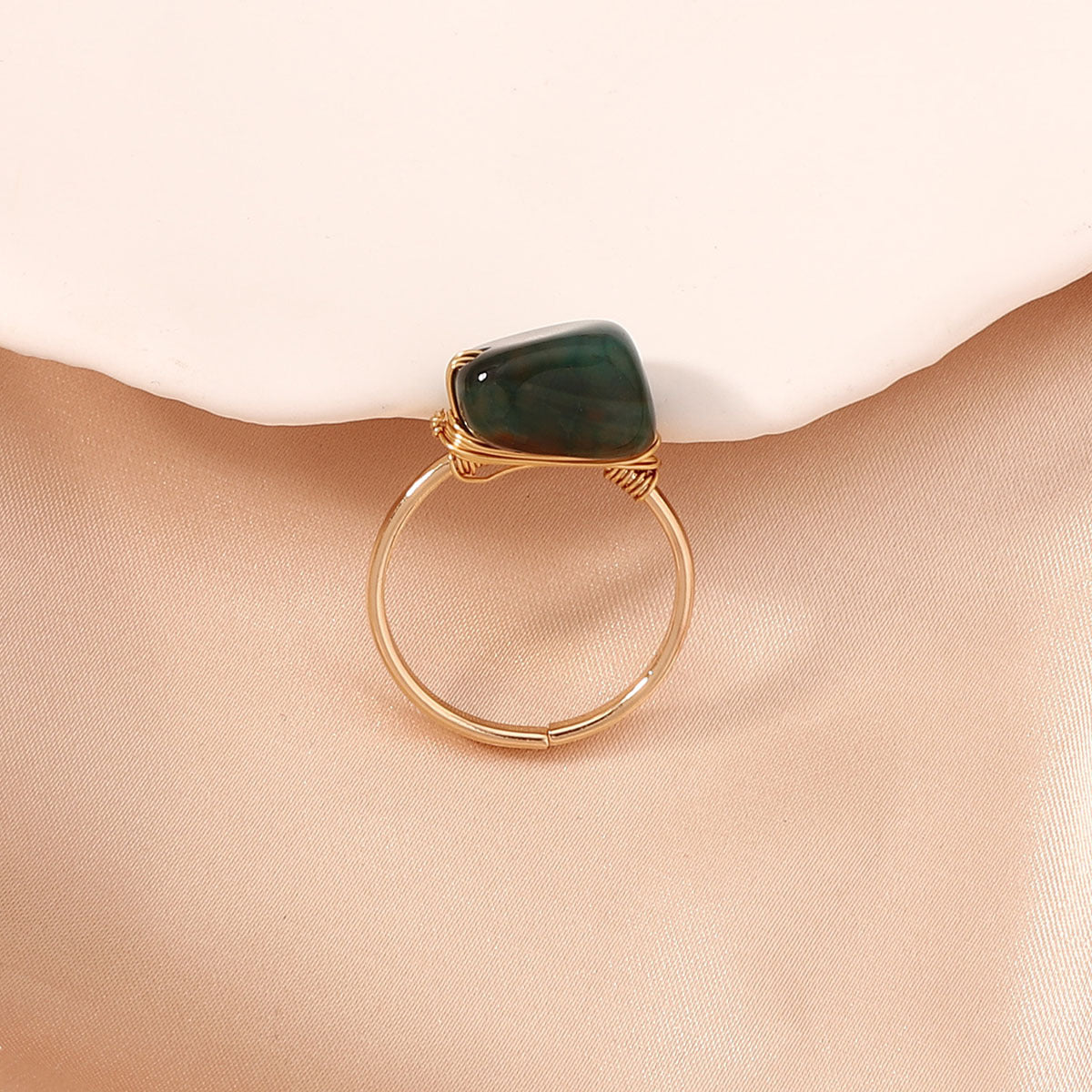 Beautiful Bracelet with Unique Style