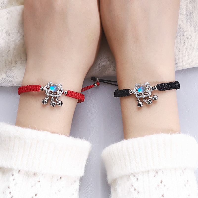 Beautiful Bracelet with Unique Style