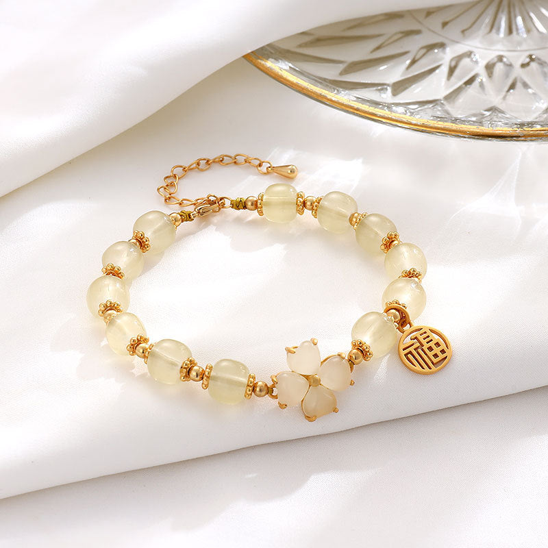 Beautiful Silver Bracelet with Unique Style