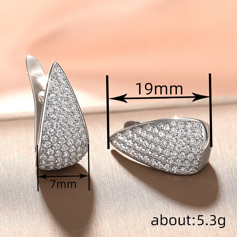 Beautiful Earring with Unique Style