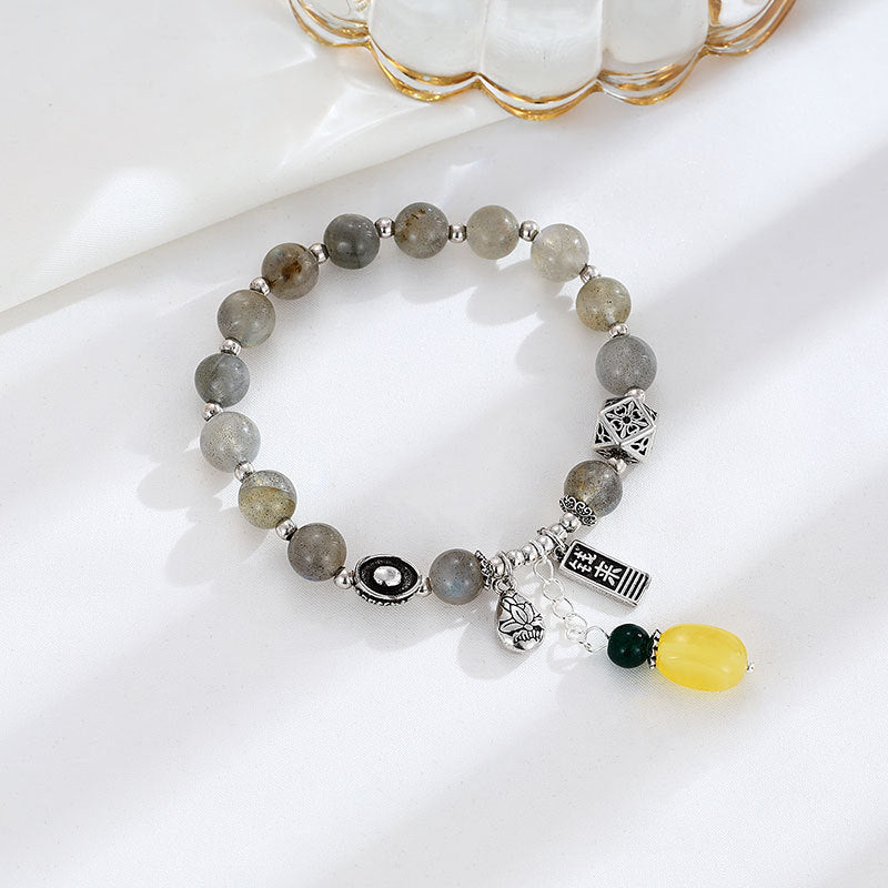 Beautiful Silver Bracelet with Unique Style