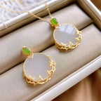 Beautiful Gold Necklace with Unique Style