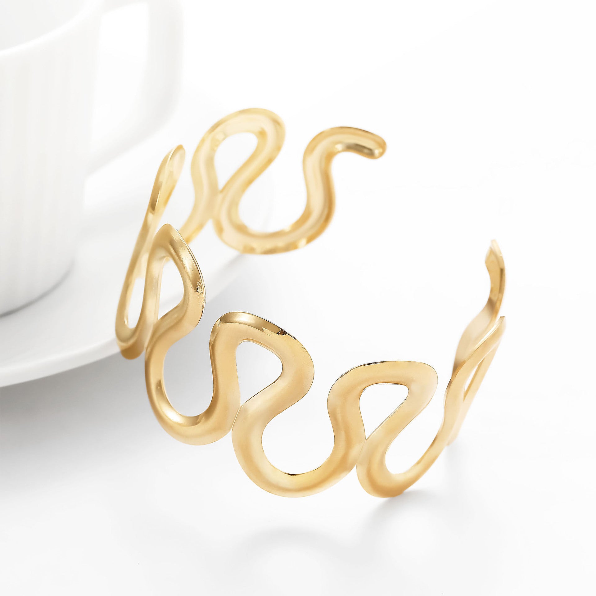 Beautiful Bracelet with Unique Style