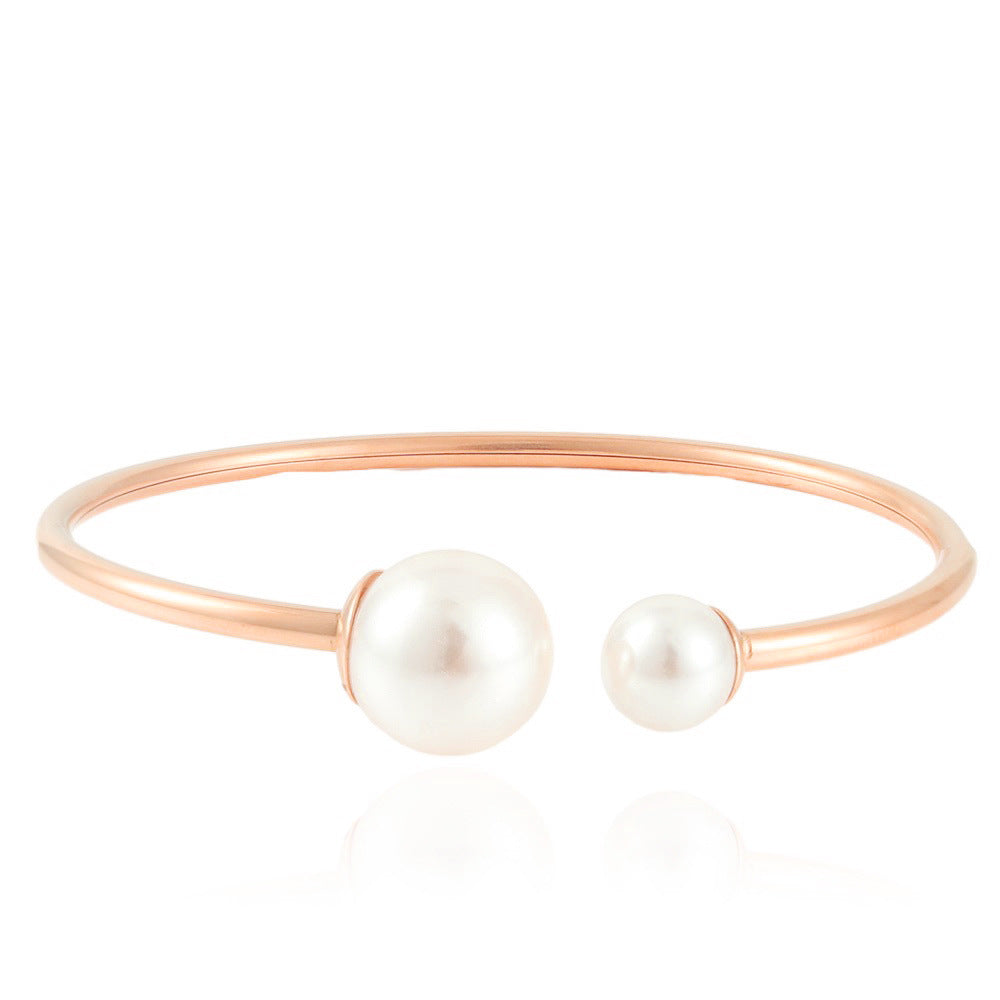 Classic Pearl Bracelet with Timeless Appeal