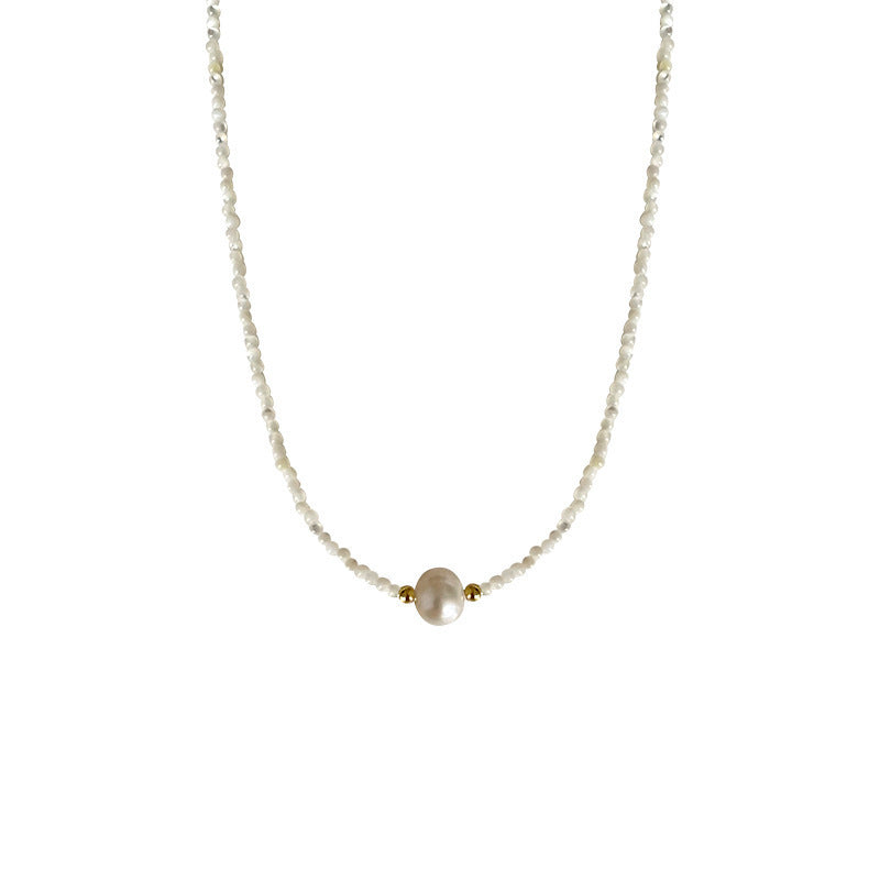 A Charming Pearl Necklace for Any Occasion
