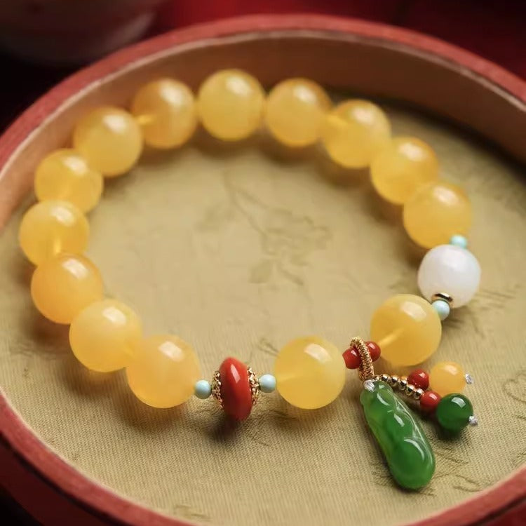 Beautiful Gold Bracelet with Unique Style