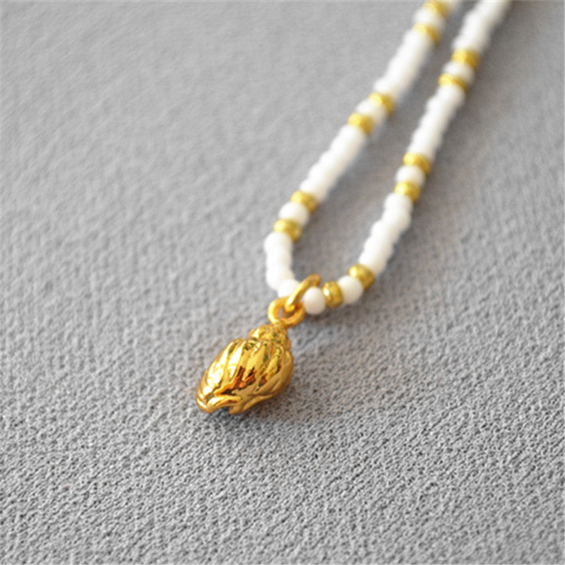 Beautiful Gold Necklace with Unique Style