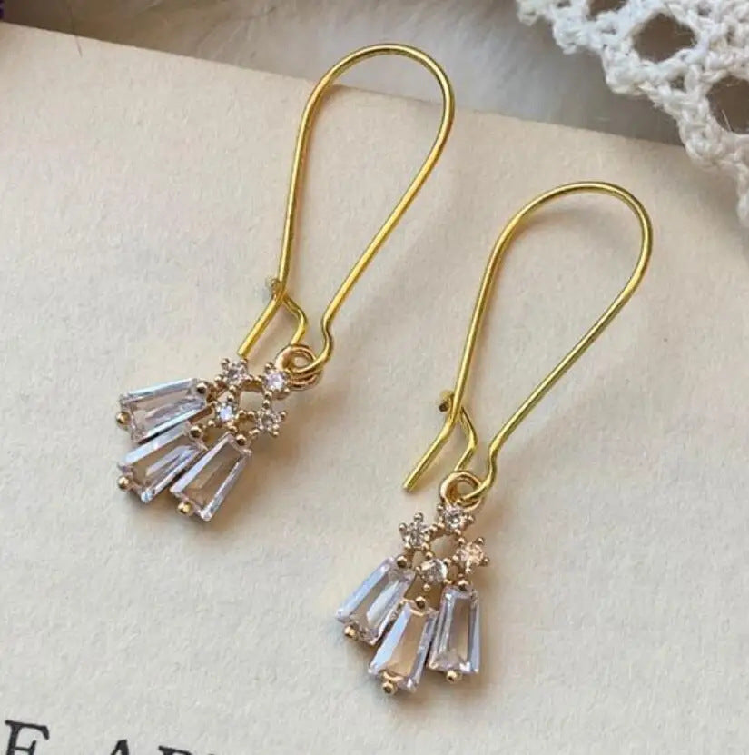 Charming Earring for Any Occasion
