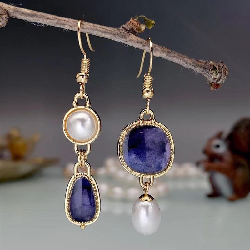 A Classic Pearl Earring with Timeless Appeal
