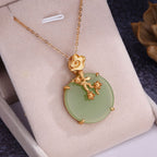 Beautiful Gold Necklace with Unique Style