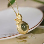 Beautiful Gold Necklace with Unique Style