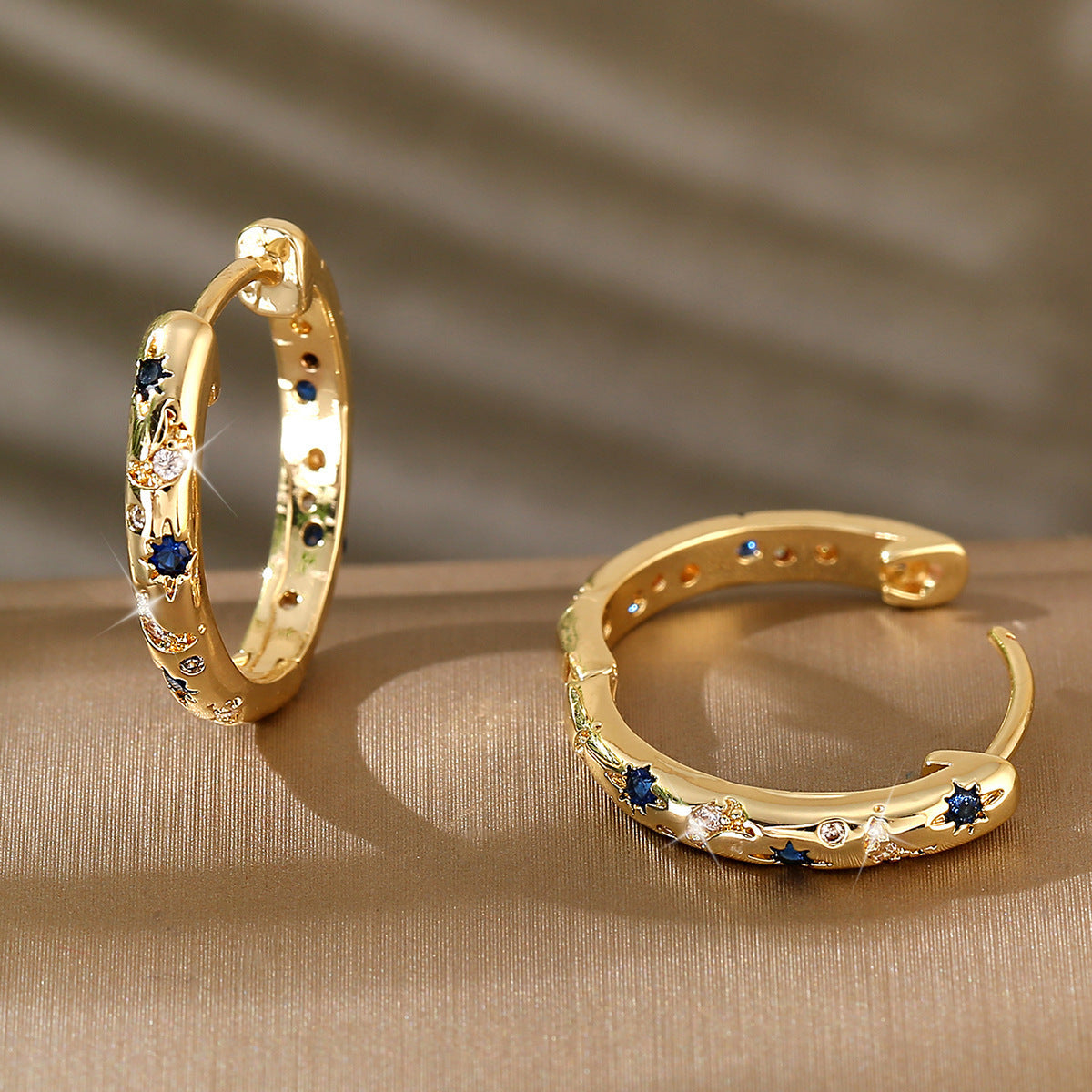 A Vintage Handmade Gold Earring