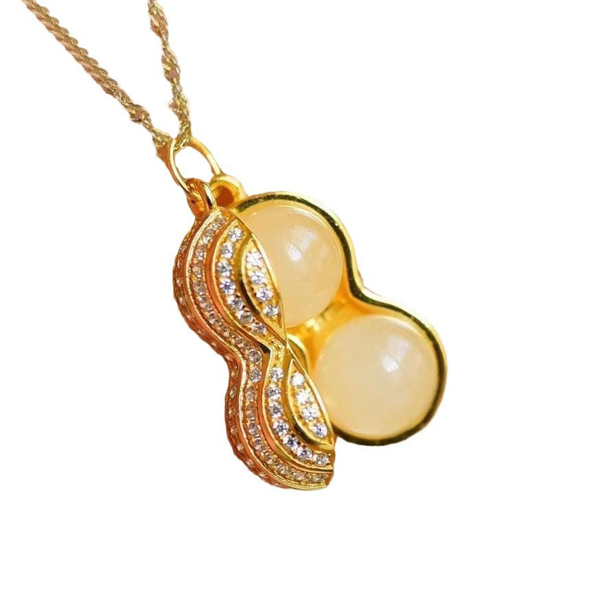 Beautiful Gold Necklace with Unique Style