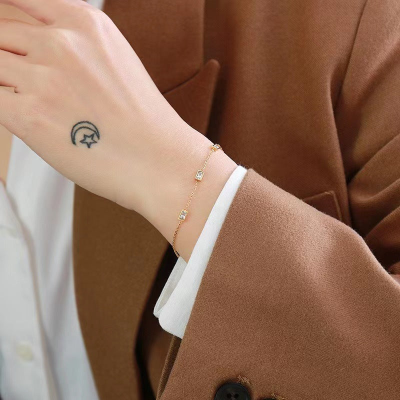 Beautiful Bracelet with Unique Style