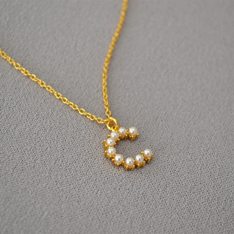Beautiful Gold Necklace with Unique Style