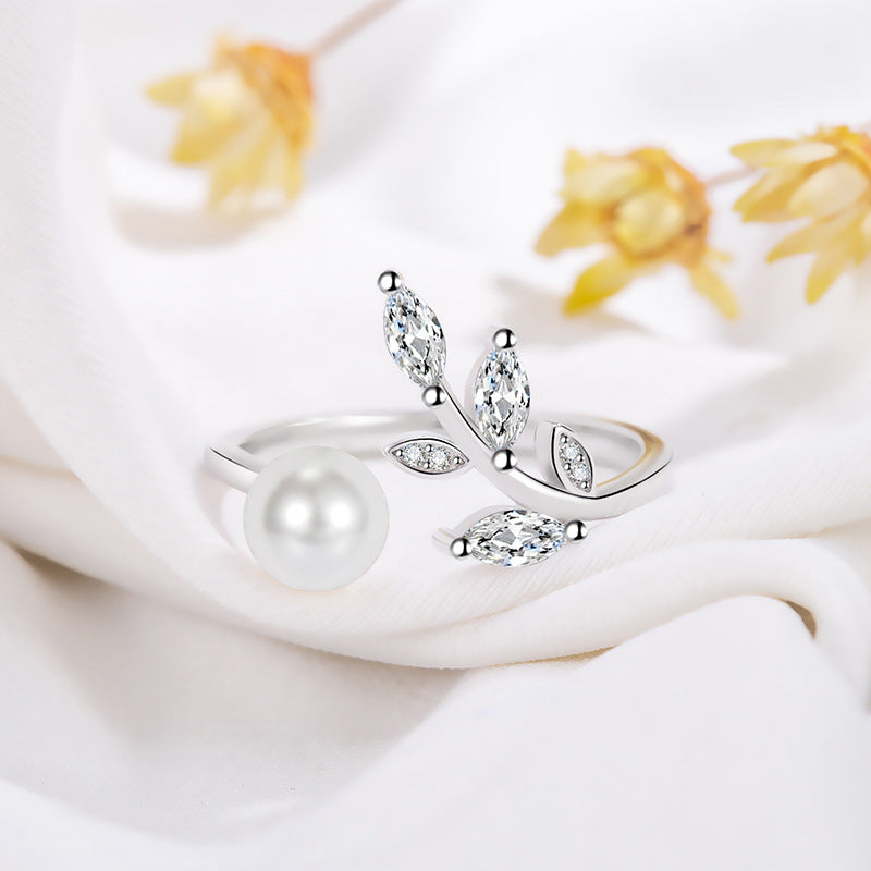 Romantic Pearl Ring for Special Moments
