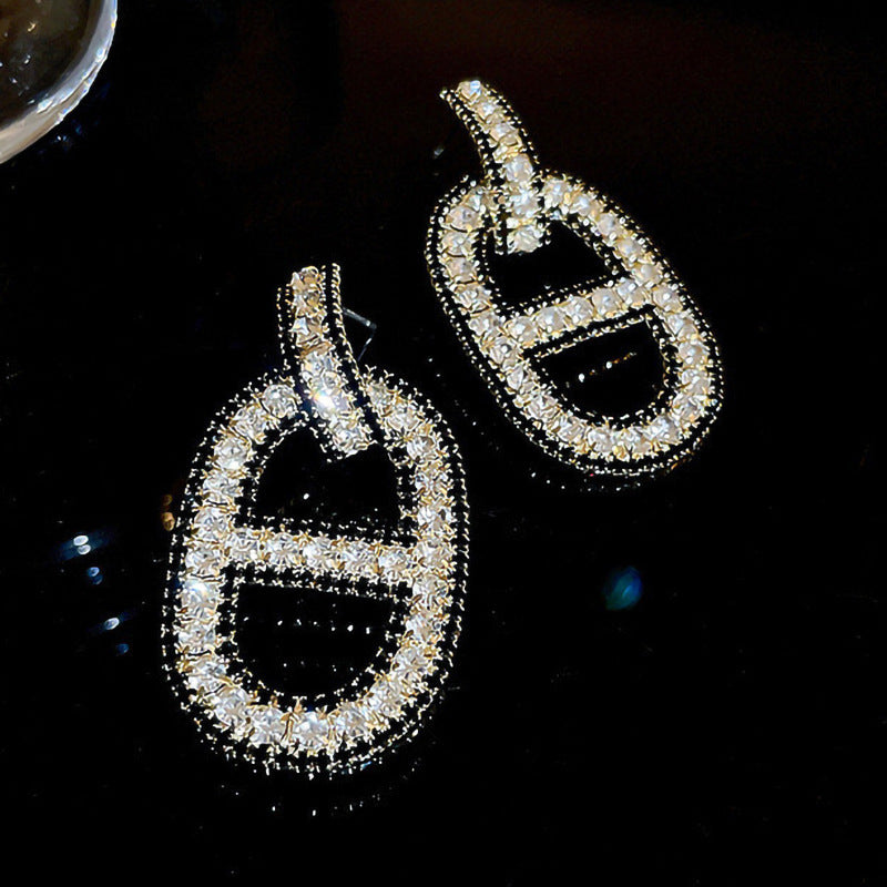 Beautiful Earring with Unique Style